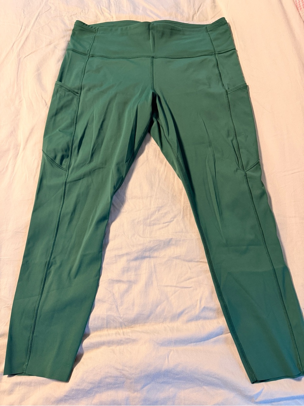 Lululemon athletica Emerald Green Leggings with Side Pockets